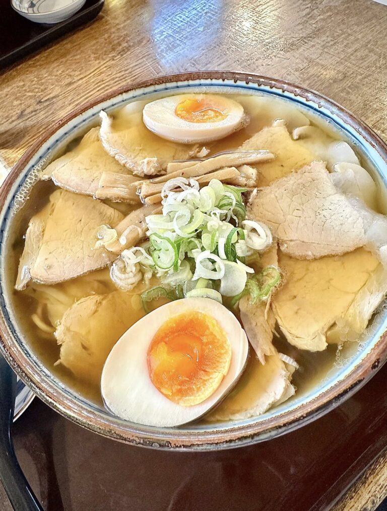 ワンタンメンの満月
