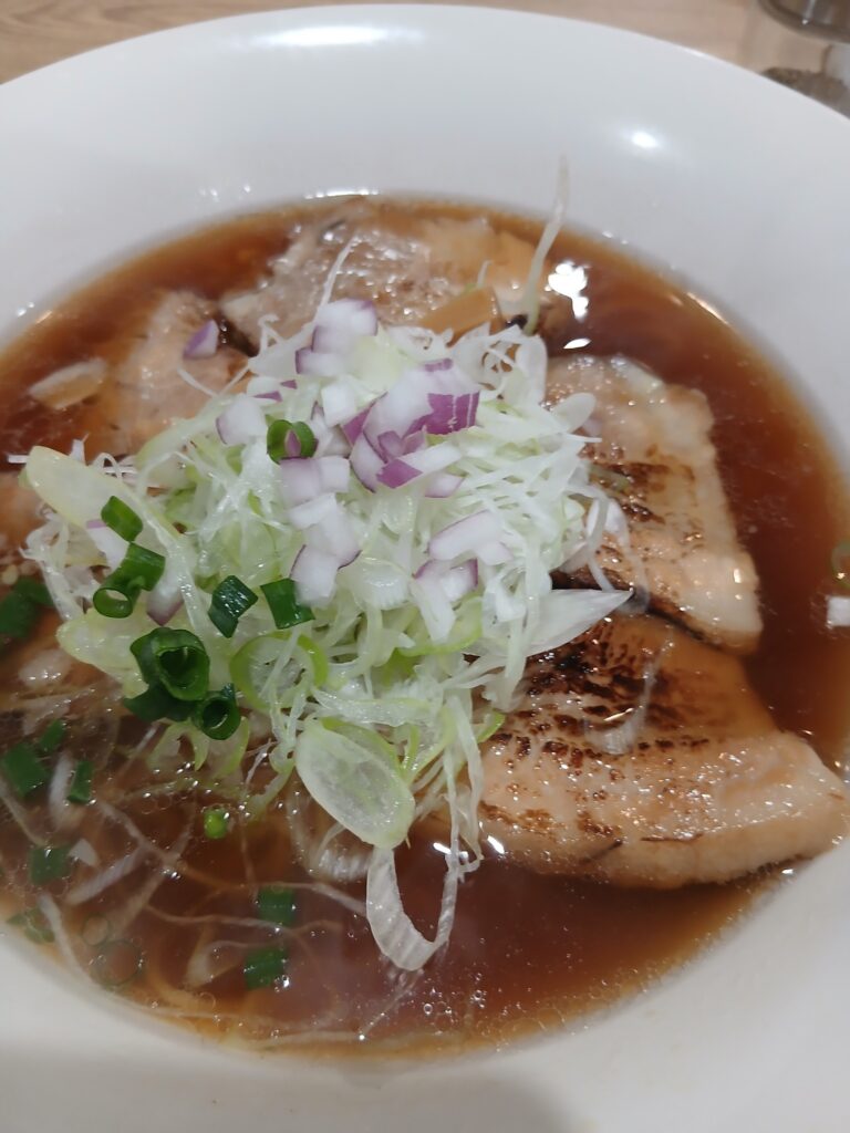 ラーメン 鈴や