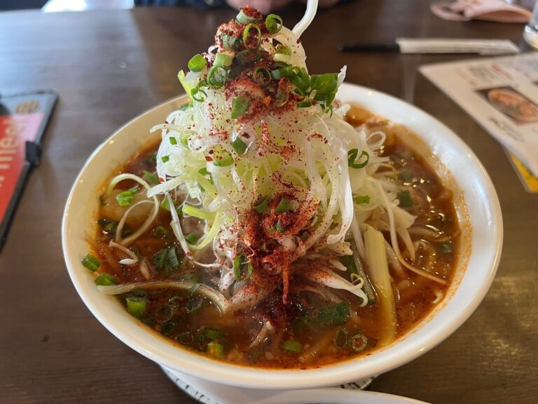 YAKINIKU BAR meat meet(ラーメン専門店)