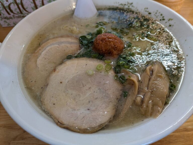 ラーメン 餃子 囲ろ川