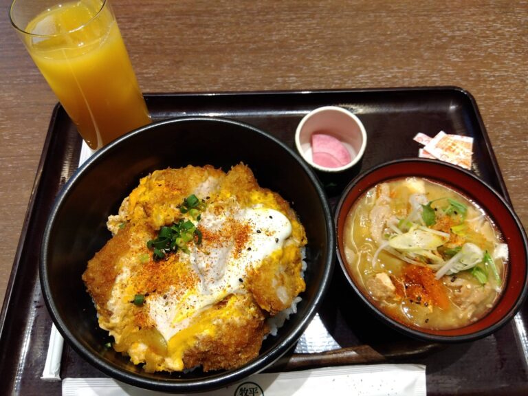 ヒラボク食堂鶴岡庄内観光物産館店