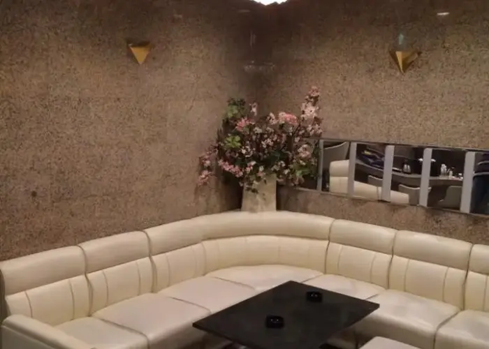 酒田スナックParadiseパラダイス。