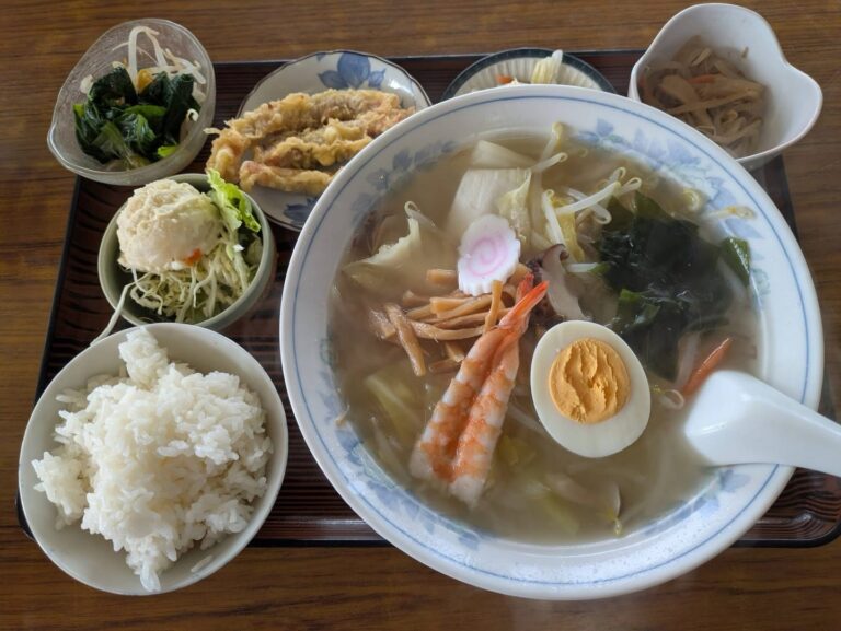 食事処 八千代